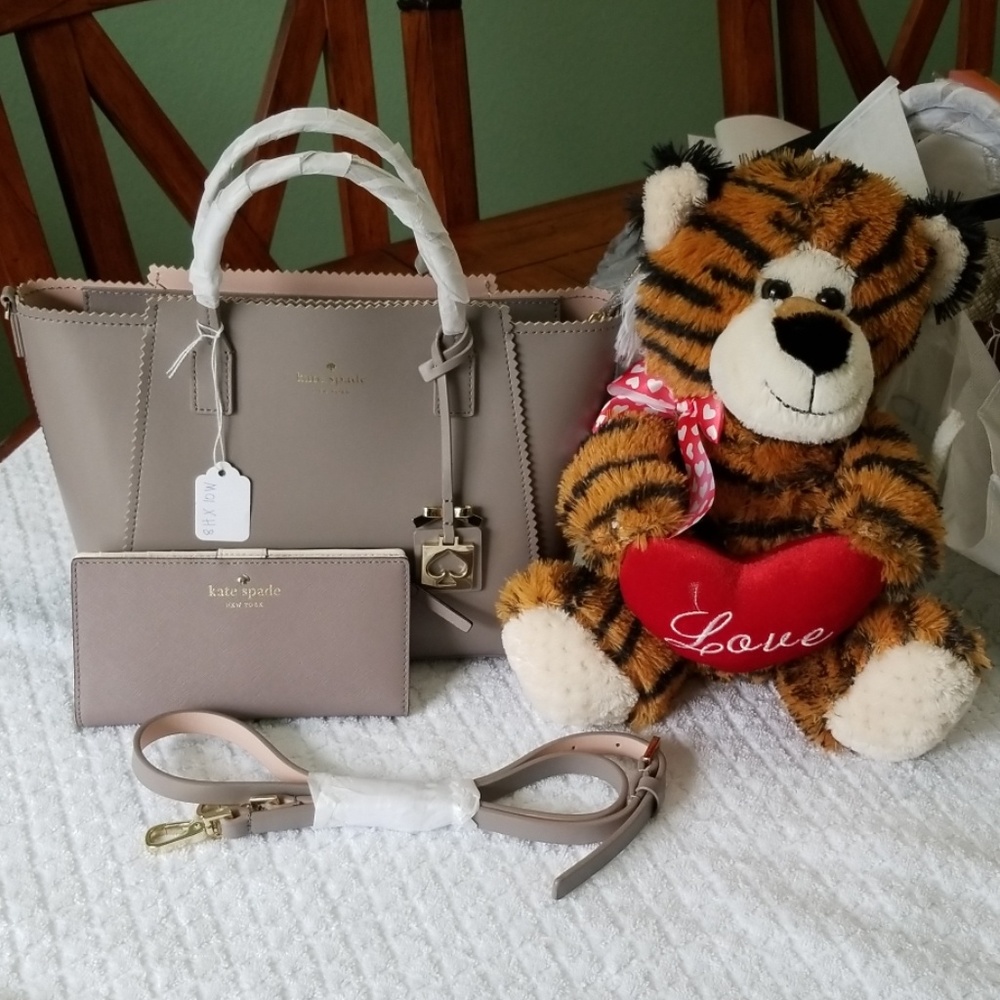 Kate Spade - Picture 7 of 7